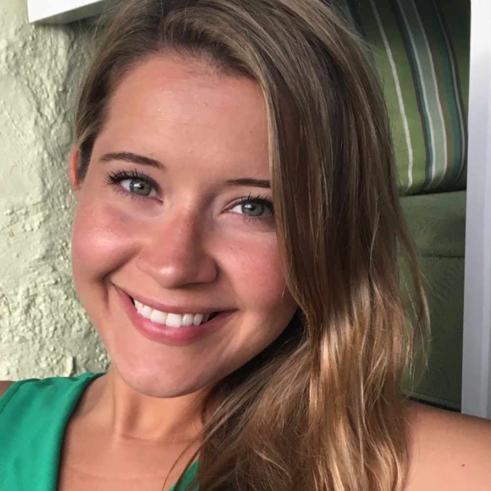 Meet your Posher, Elizabeth
